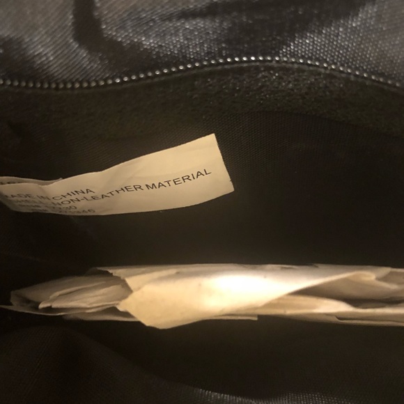 ⚡️Oct10 HOST POCK🌟Wristlet NWOT⚡️💫 - Picture 3 of 4